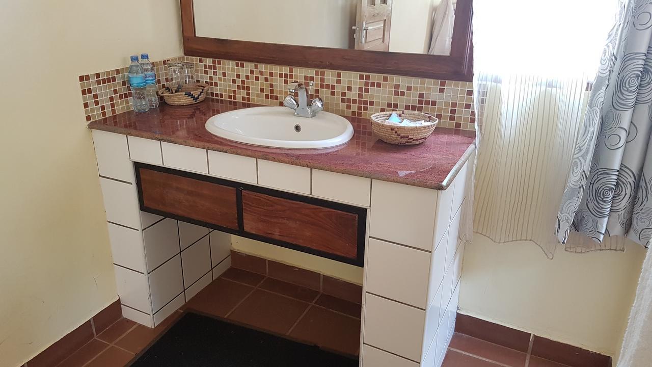 Eileen'S Trees Inn Карату Екстер'єр фото