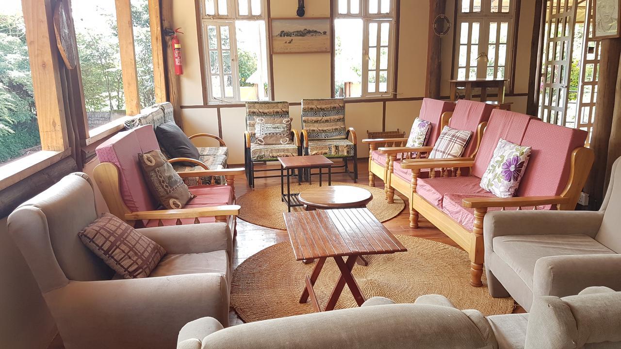 Eileen'S Trees Inn Карату Екстер'єр фото